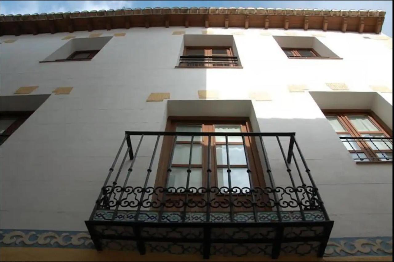 Atico Con Terracita Y Vistas Alhambra, Centro Apartment Granada Exterior photo