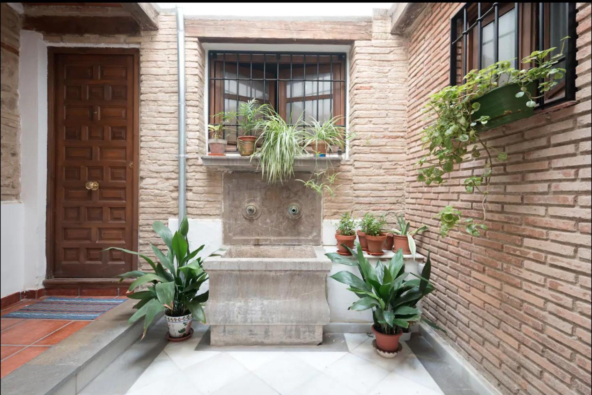 Atico Con Terracita Y Vistas Alhambra, Centro Apartment Granada Exterior photo